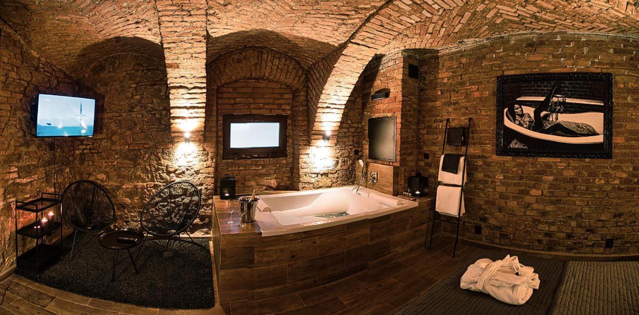 Wellness Gallery Apartments リベレツ エクステリア 写真