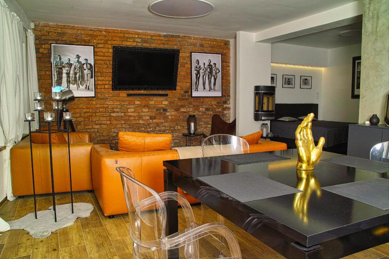 Wellness Gallery Apartments リベレツ エクステリア 写真